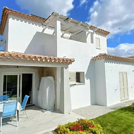 Villetta Nuova Con Piscina Privata *